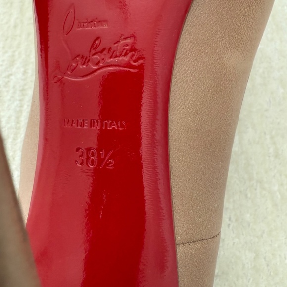 Christian Louboutin So Kate Heels in Nude Calfskin Leather - Picture 5 of 5
